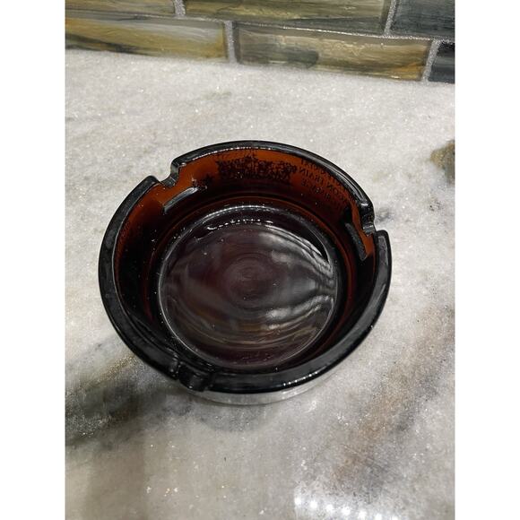 Vintage Bicentennial Wagon Train Pilgrimage To Pennsylvania Ashtray Amber Glass - Picture 2 of 5